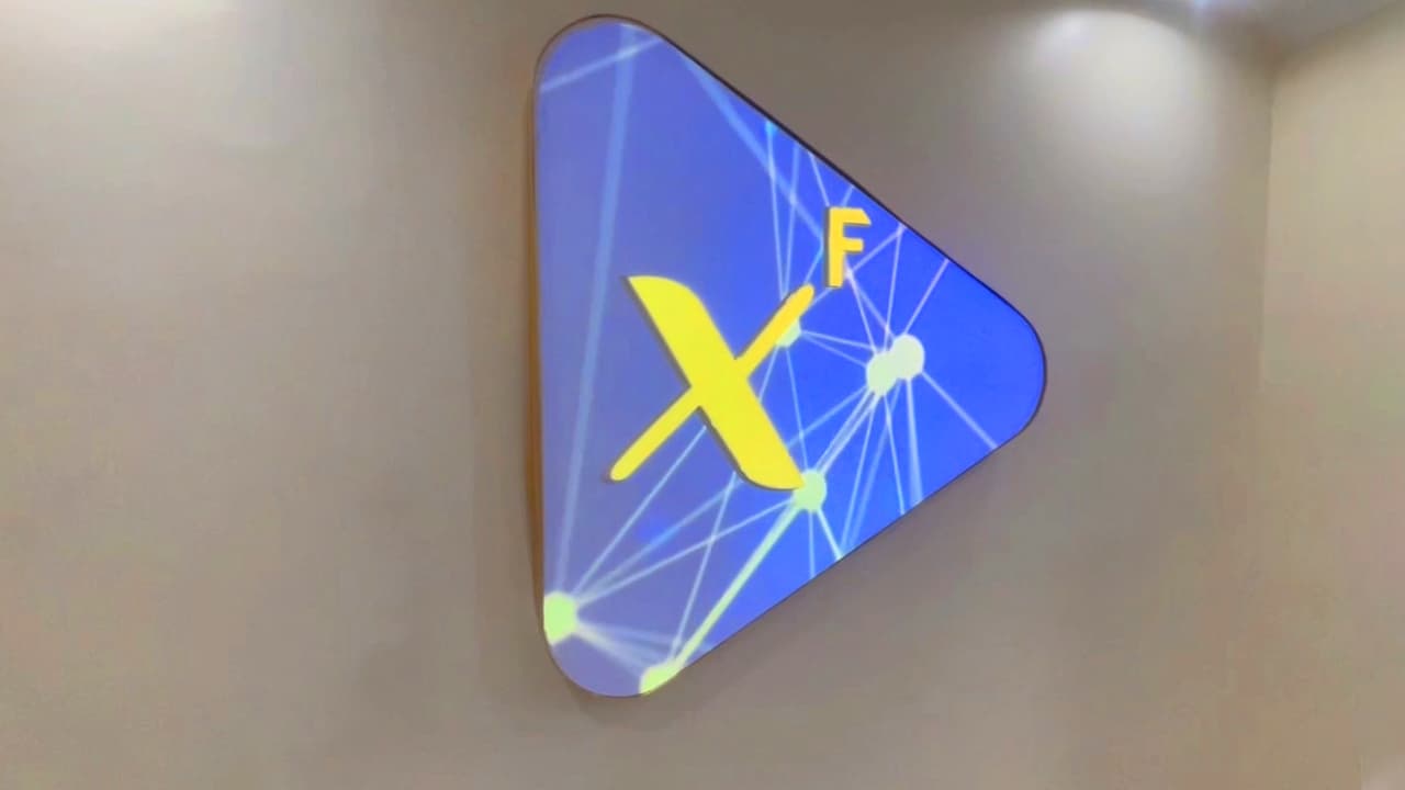 XFUTURETECH-Video MAPPING-LOGO-9