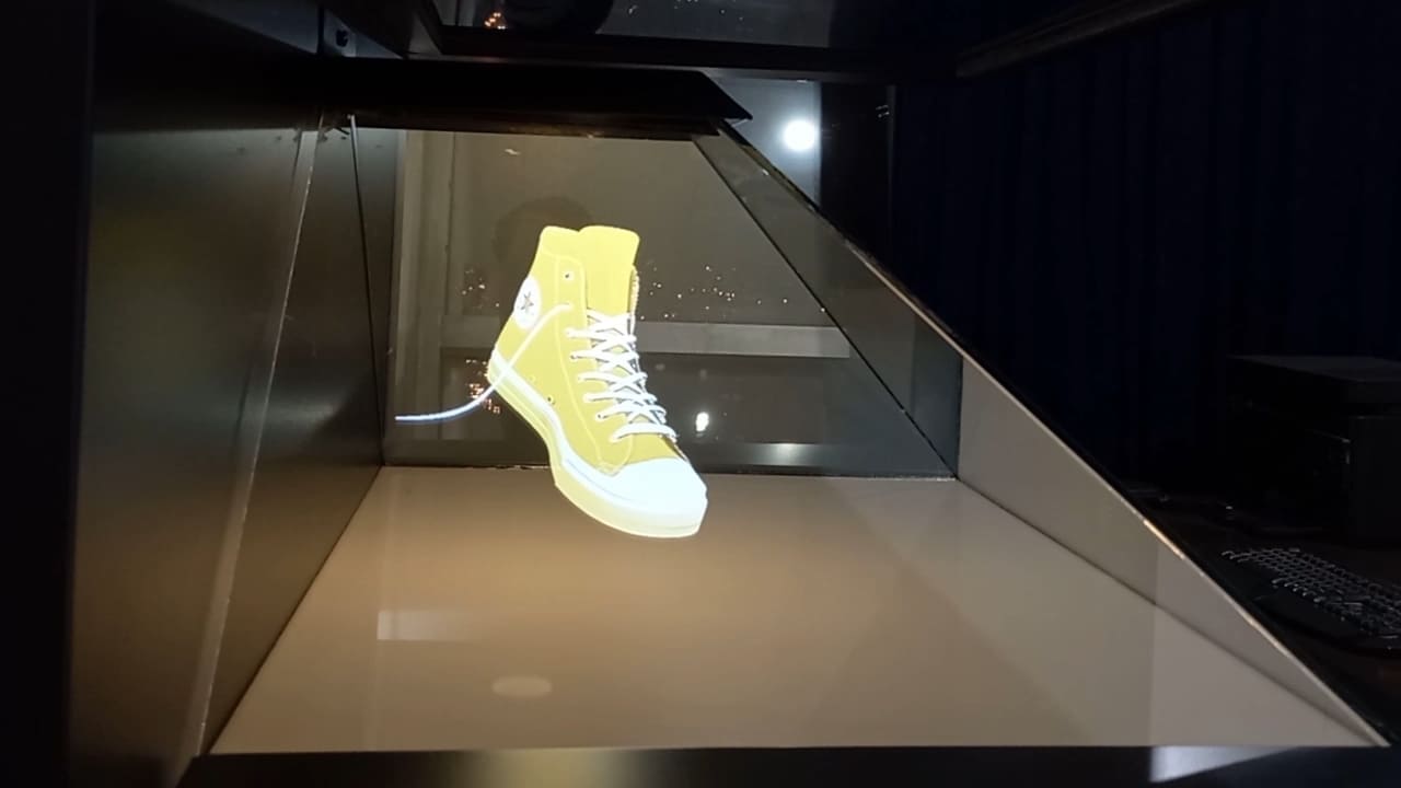 XFUTURETECH-HOLOGRAM-3d_content.mp4_snapshot_00.15_[2025.09.27_20.02.39]