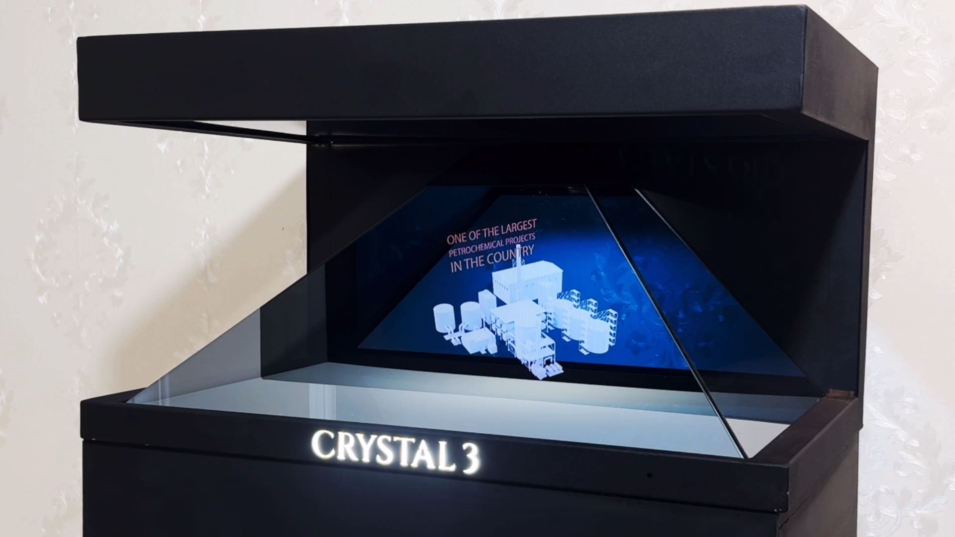 XFUTURETECH-HOLOGRAM-CRYSTAL3-BUPC.mp4_snapshot_00.27_[2025.09.27_20.08.59]