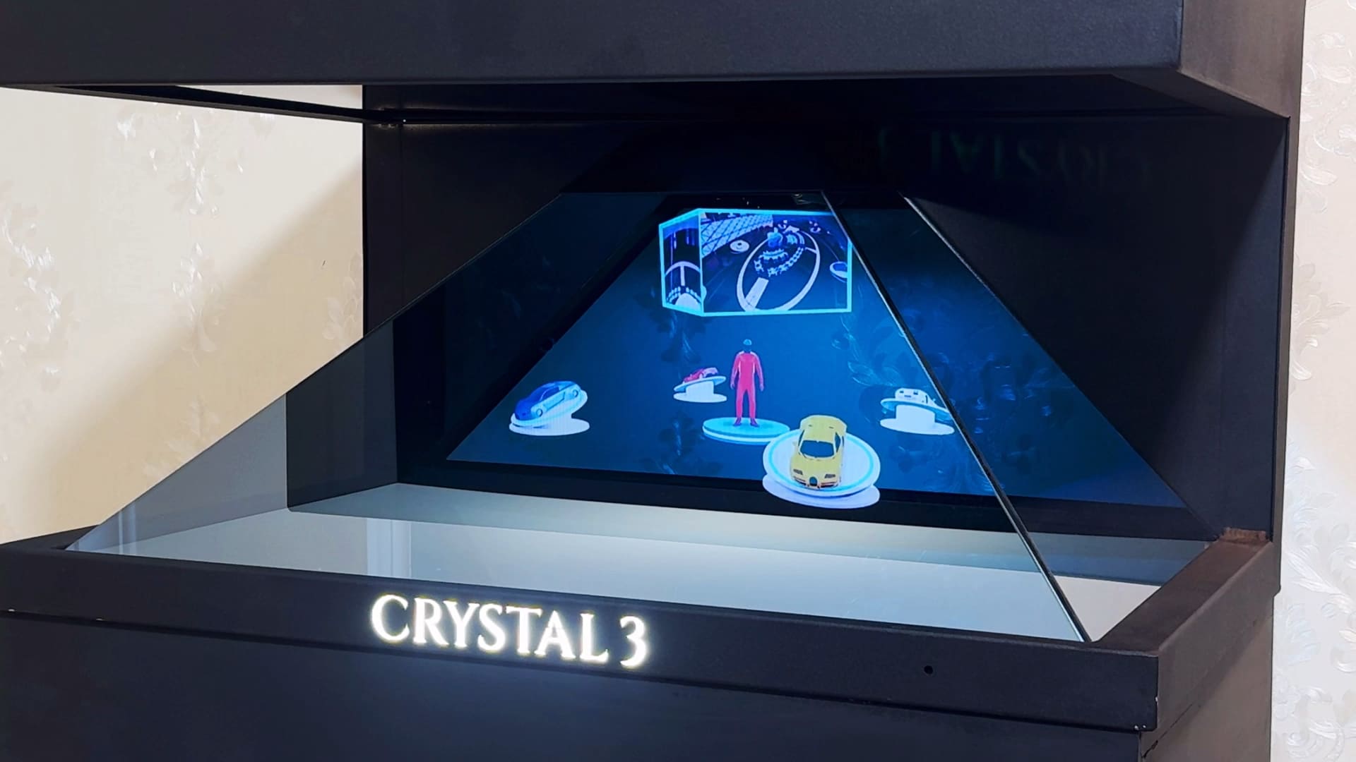 XFUTURETECH-HOLOGRAM-CRYSTAL3-iran mall.mp4_snapshot_02.21_[2025.09.27_20.14.37]