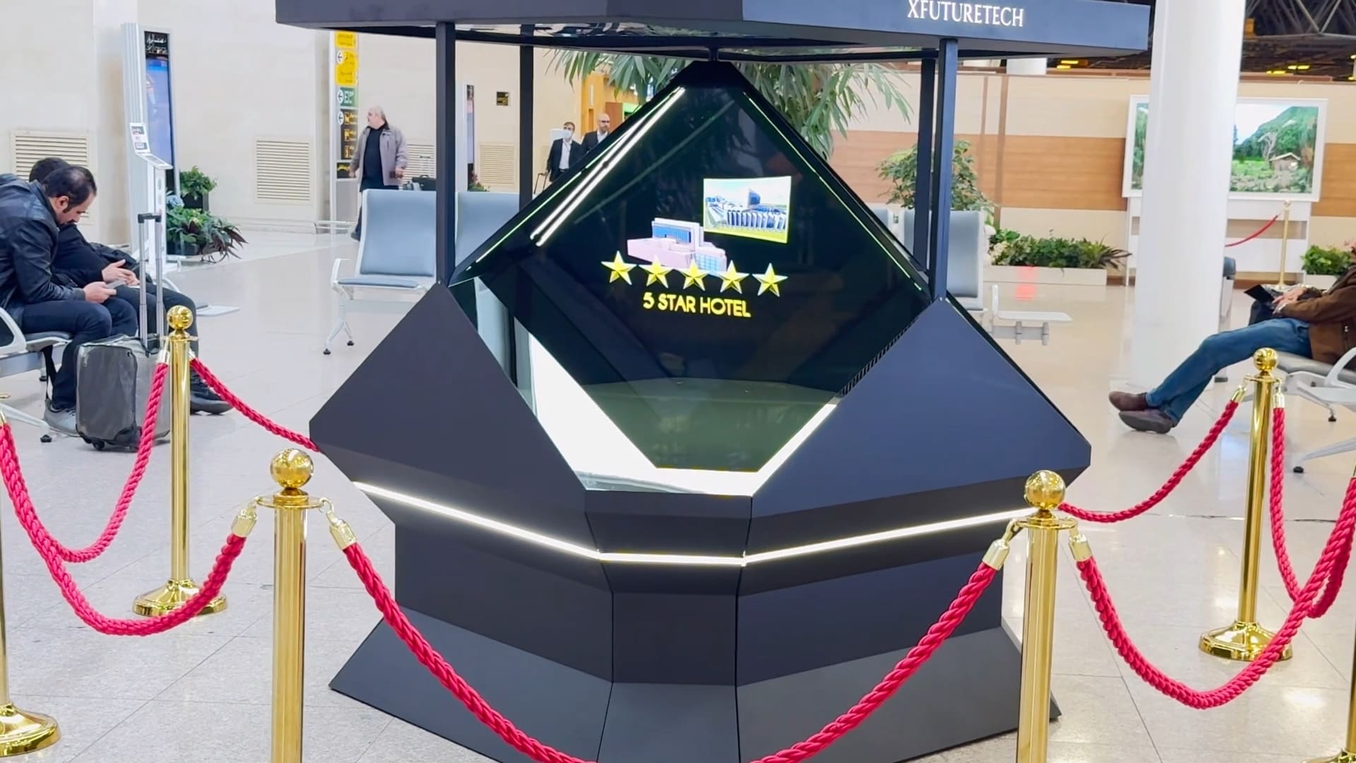 XFUTURETECH-HOLOGRAM-Iran mall.mp4_snapshot_00.28_[2025.09.27_19.34.25]